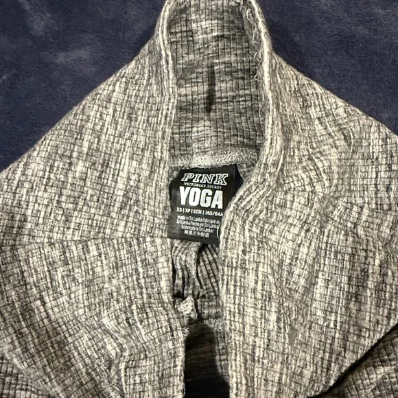 PINK Victoria's Secret Leggings - Picture 3 of 4